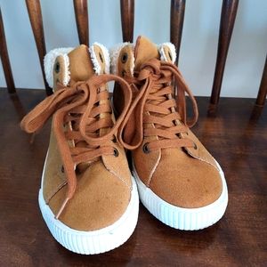 Blowfish Hightop sneaker